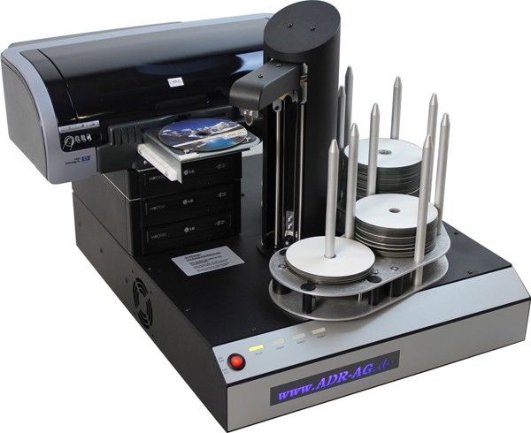 Imagen de Duplicadora con robot e impresora de CD/DVD automática: Hurricane 3, 3 grabadoras CD/DVD con impresora HP Excellent IV