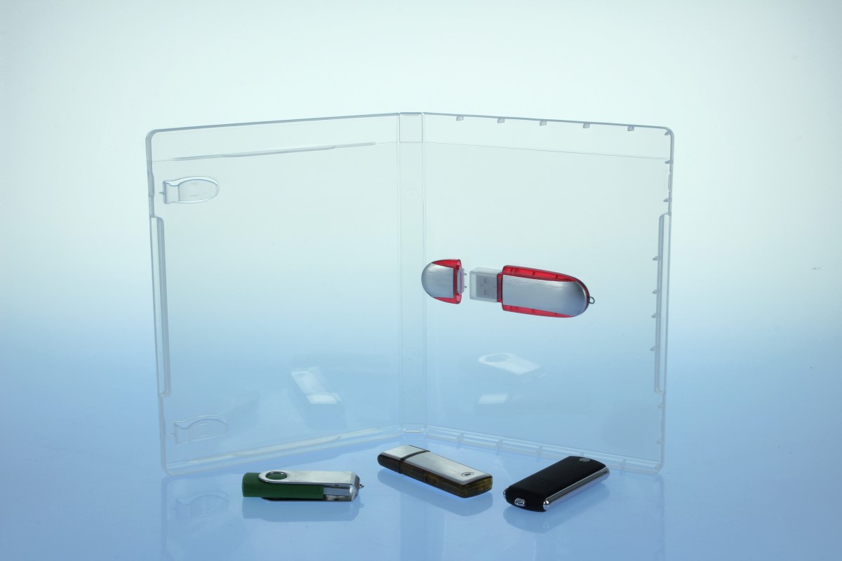 Kuva 1 USB-Stick BluRay Box PP Transparent
